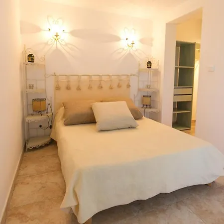 Apartment T2 Rez De Saint-Florent (Corsica)