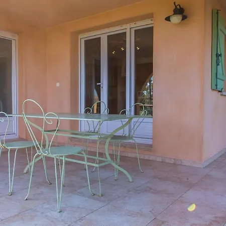 Apartment T2 Rez De *
